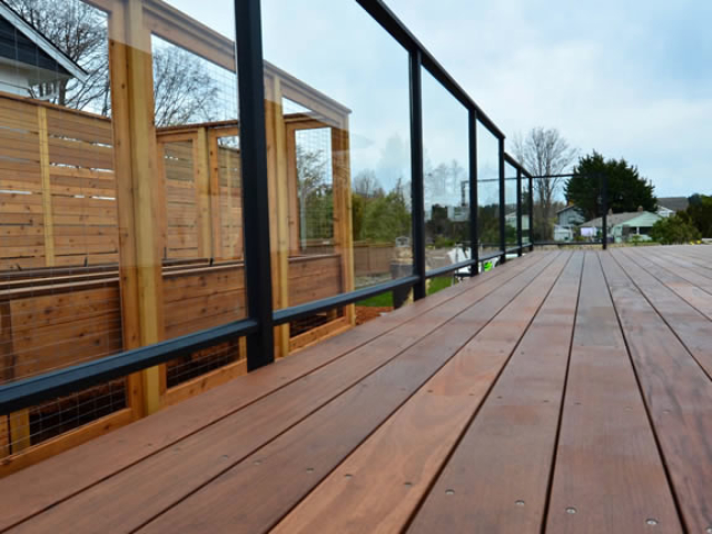Wood Deck Builder Greater Victoria BC