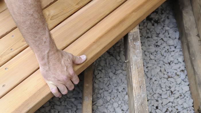 Cedar Deck Builder Greater Victoria BC